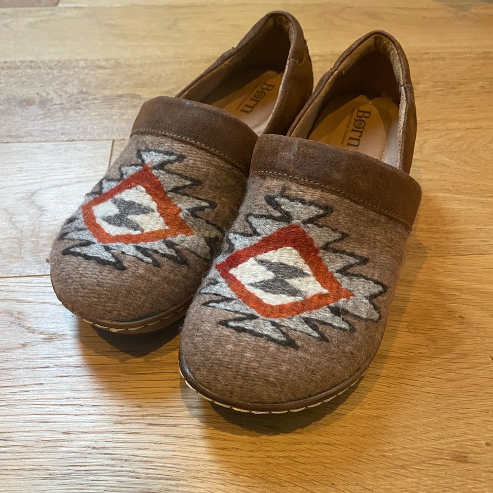 Clogs